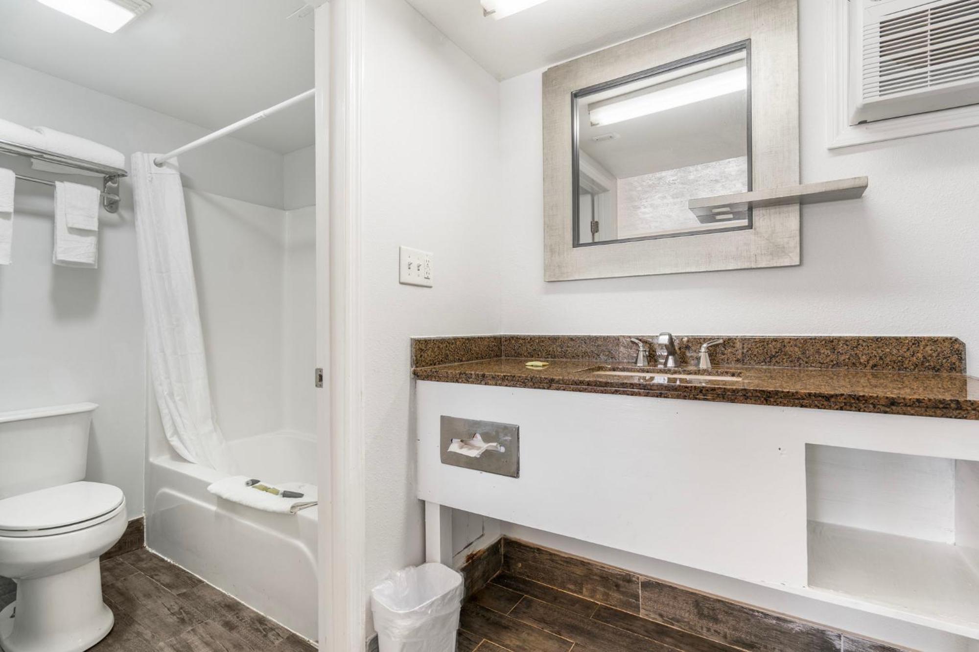 Budgetel Inns & Suites Augusta Downtown 706-945-1238 Exteriör bild